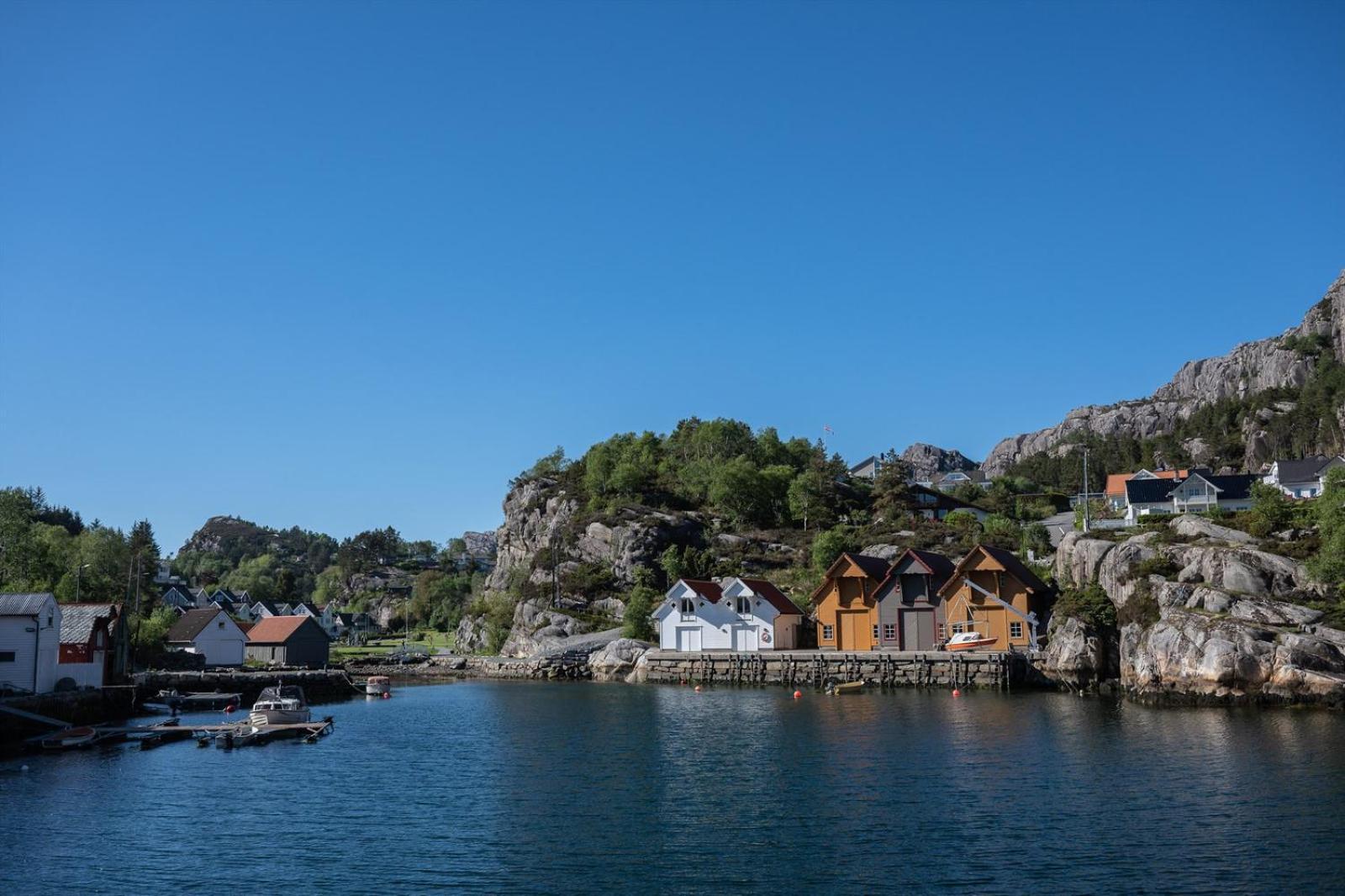 Bergen/Sotra:Waterfront Cabin Villa Haganes Exterior photo